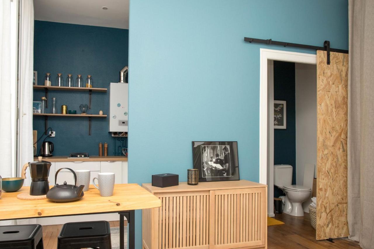 Grand Studio Zen Dans L'Hyper Centre De Poitiers Apartment Exterior photo
